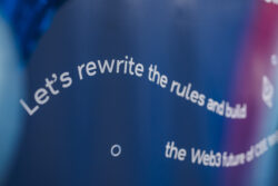 SheFi Debiutuje w Warszawie: "Napiszmy Zasady na Nowo" w Świecie Web3 10 | SheFi Debiutuje w Warszawie: "Napiszmy Zasady na Nowo" w Świecie Web3